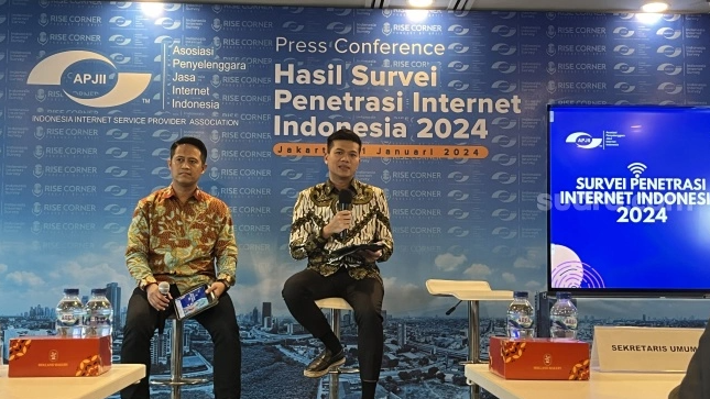 APJII Jumlah Pengguna Internet Indonesia Tembus 221 Juta Orang